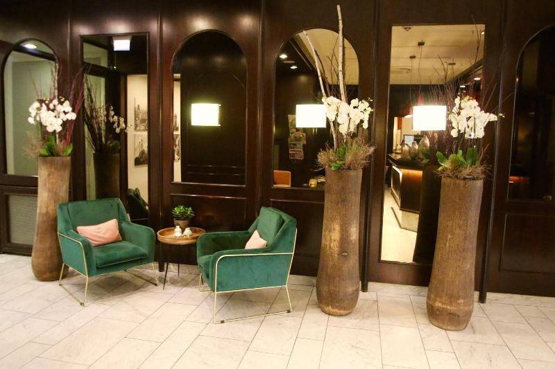 Metropol - Lobi