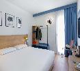 ibis Styles Aubagne Gemenos oda fotoğrafı