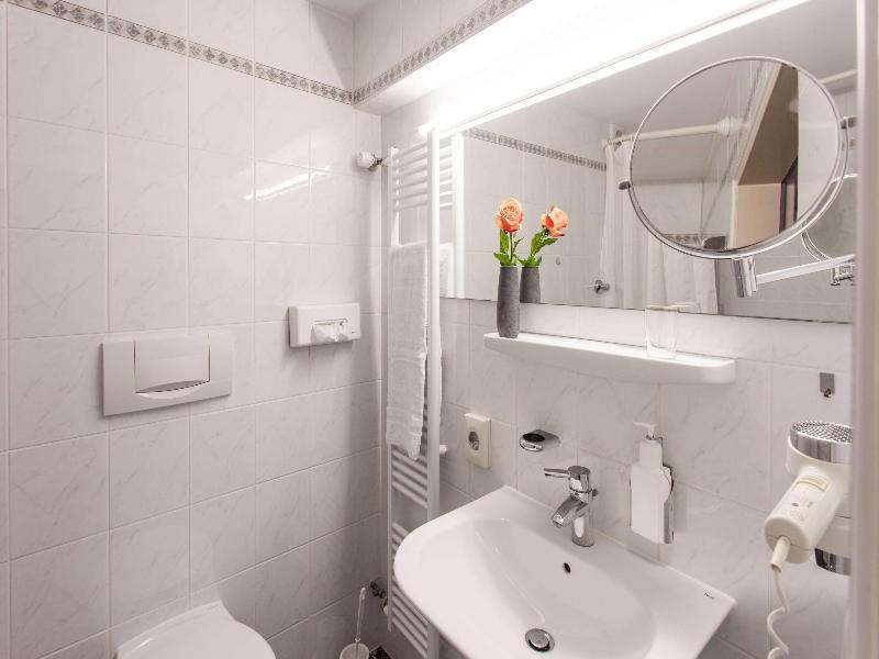 Centro Hotel Mondial Munchen Trademark Collection - Oda