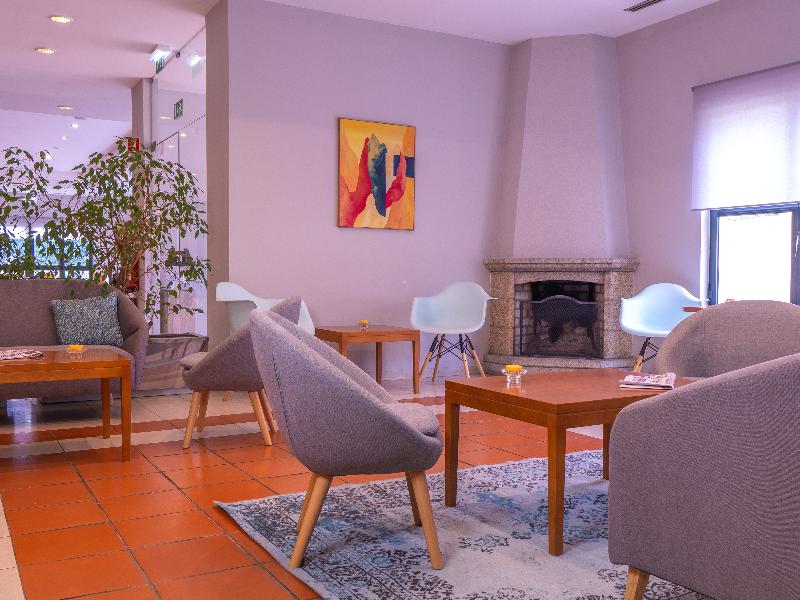 Flag Hotel Braga - Lobi