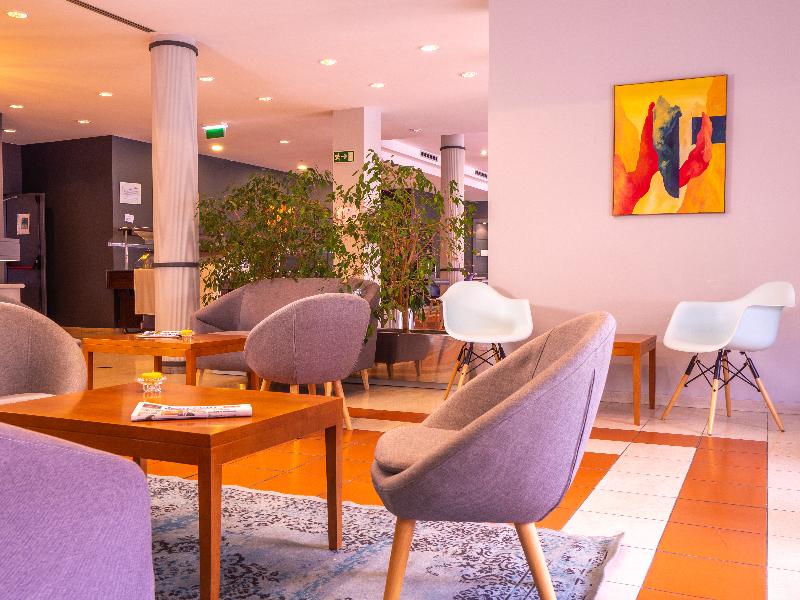 Flag Hotel Braga - Lobi