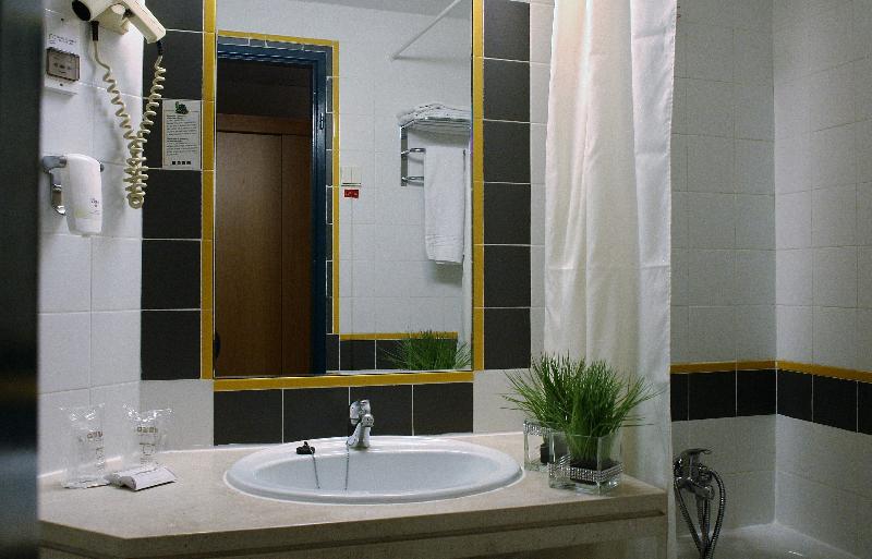 Flag Hotel Braga - Oda