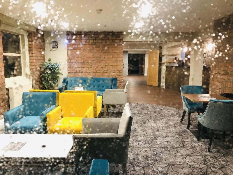 Trafford Hall Hotel - Bar