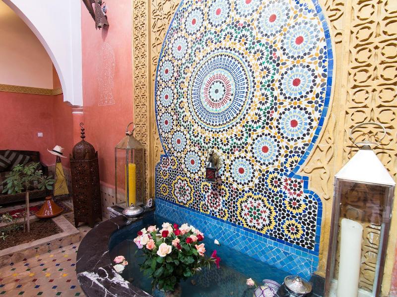 Riad Losra - Genel