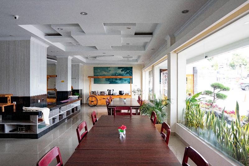Khas Parapat - Restoran