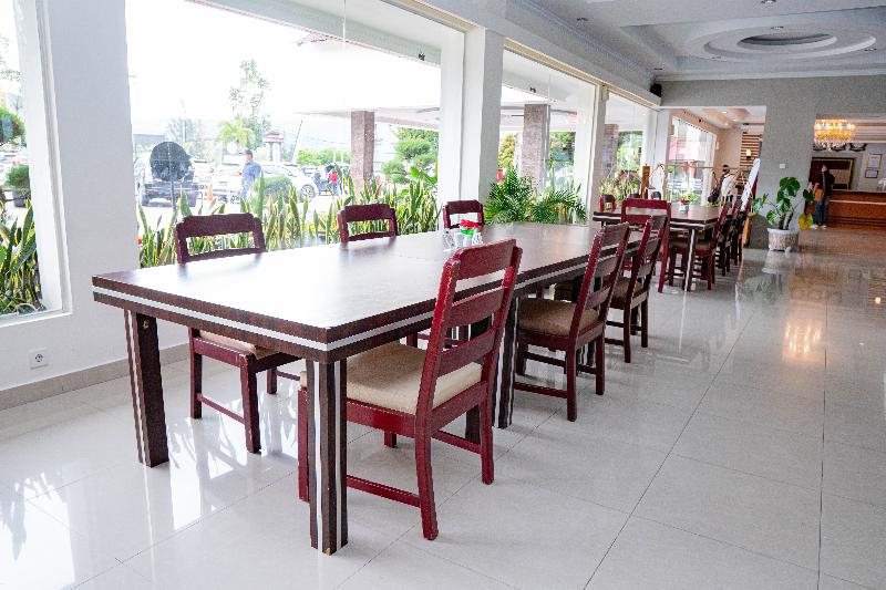 Khas Parapat - Restoran