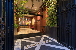 Vincci Mae