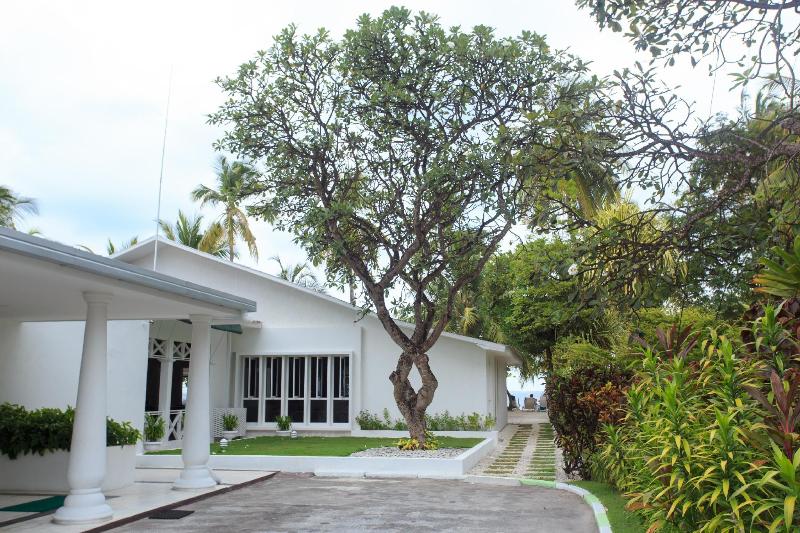 Equator Village - Genel