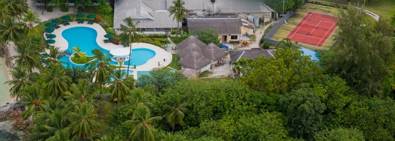 Equator Village - Genel