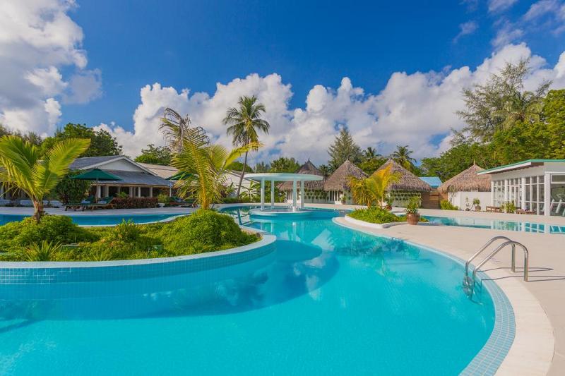Equator Village - Havuz
