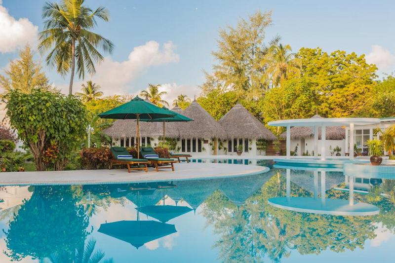 Equator Village - Havuz