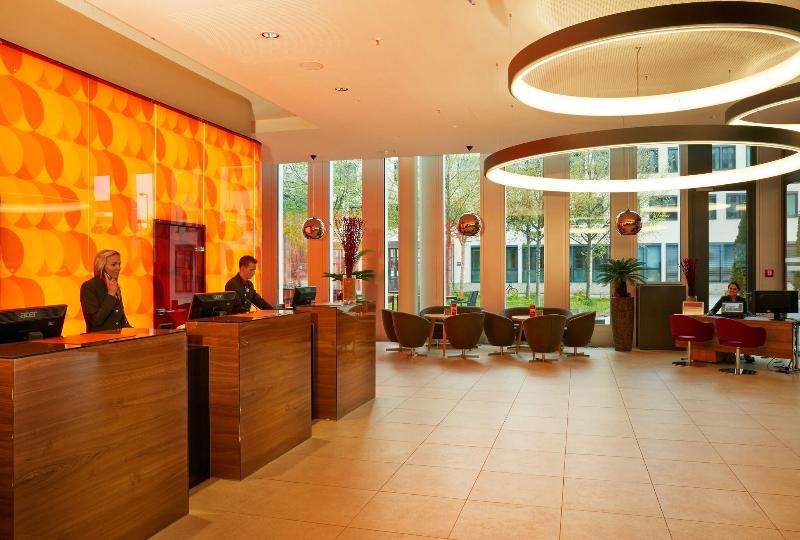 H4 Hotel München Messe - Lobi
