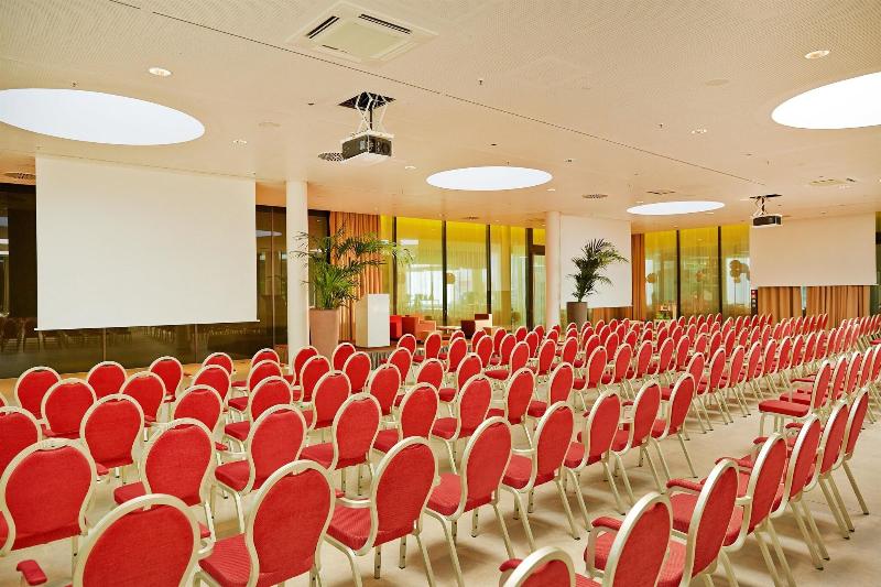 H4 Hotel München Messe - Toplantı