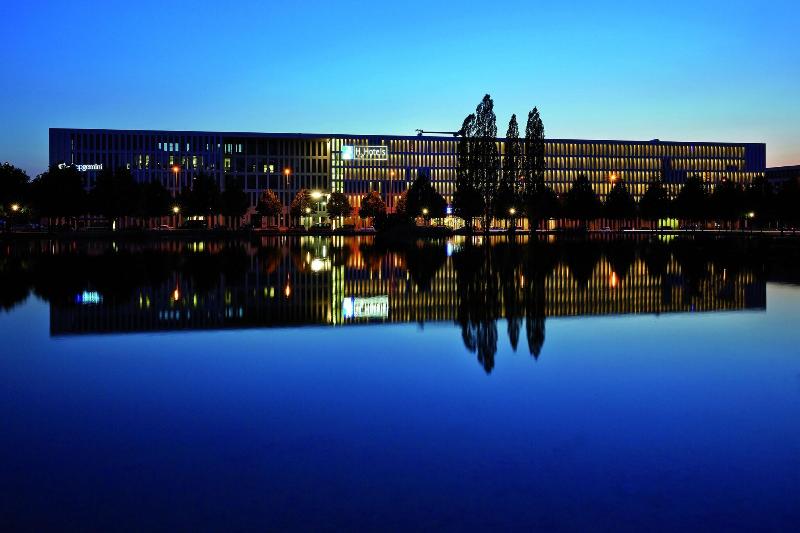 H4 Hotel München Messe - Genel