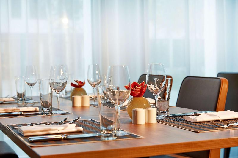 H4 Hotel München Messe - Restoran