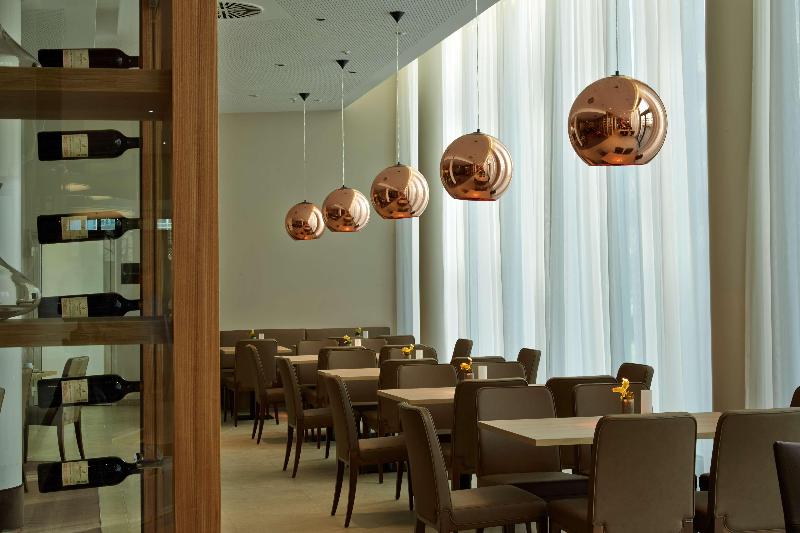 H4 Hotel München Messe - Restoran