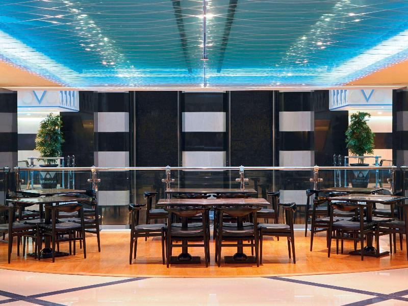 Anwar Al Madinah Movenpick - Bar