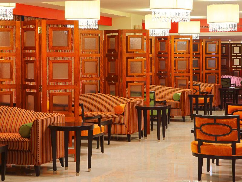 Anwar Al Madinah Movenpick - Bar