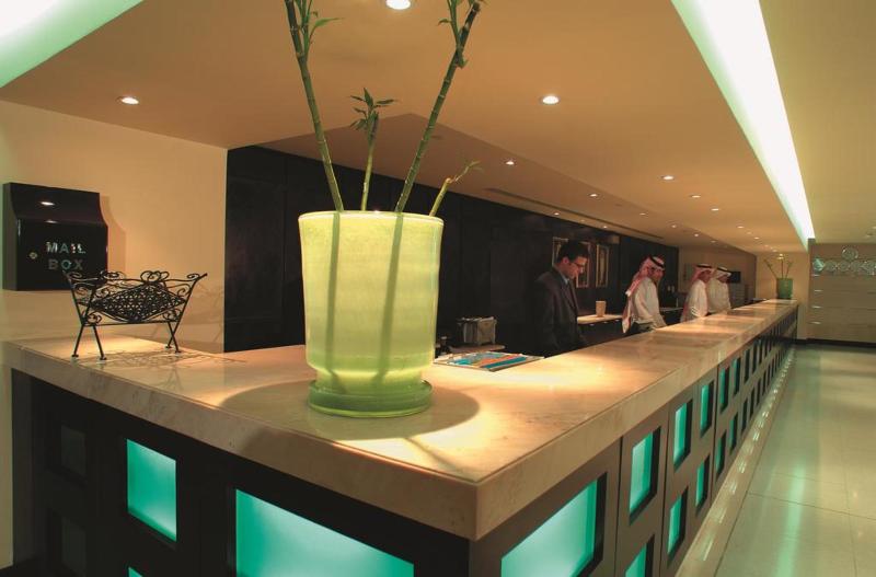 Anwar Al Madinah Movenpick - Lobi