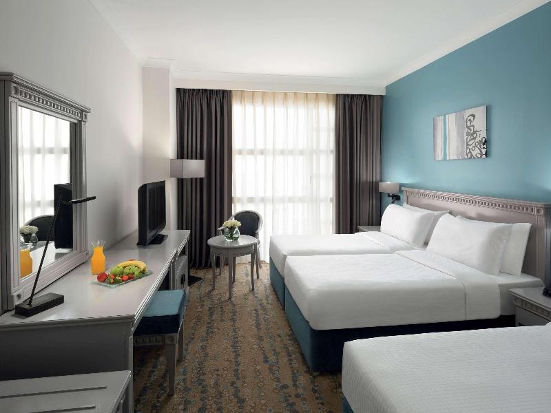 Anwar Al Madinah Movenpick - Oda