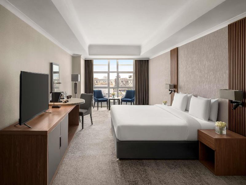 Anwar Al Madinah Movenpick - Oda