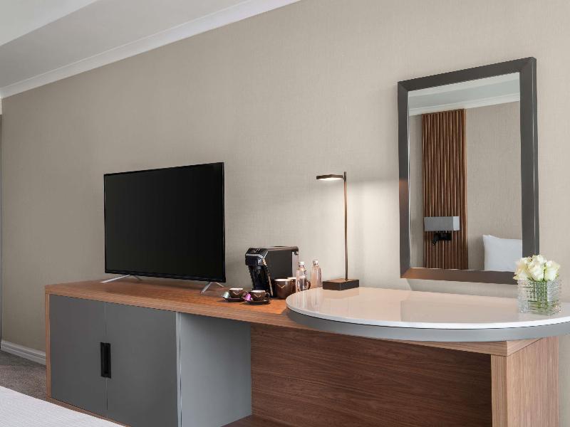 Anwar Al Madinah Movenpick - Oda