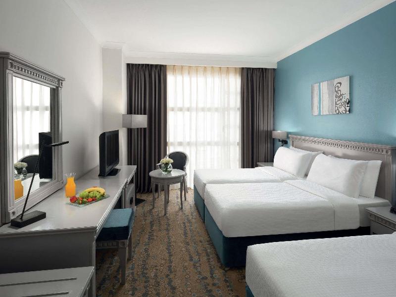 Anwar Al Madinah Movenpick - Oda
