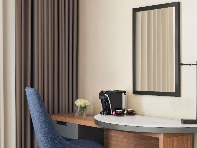 Anwar Al Madinah Movenpick - Oda