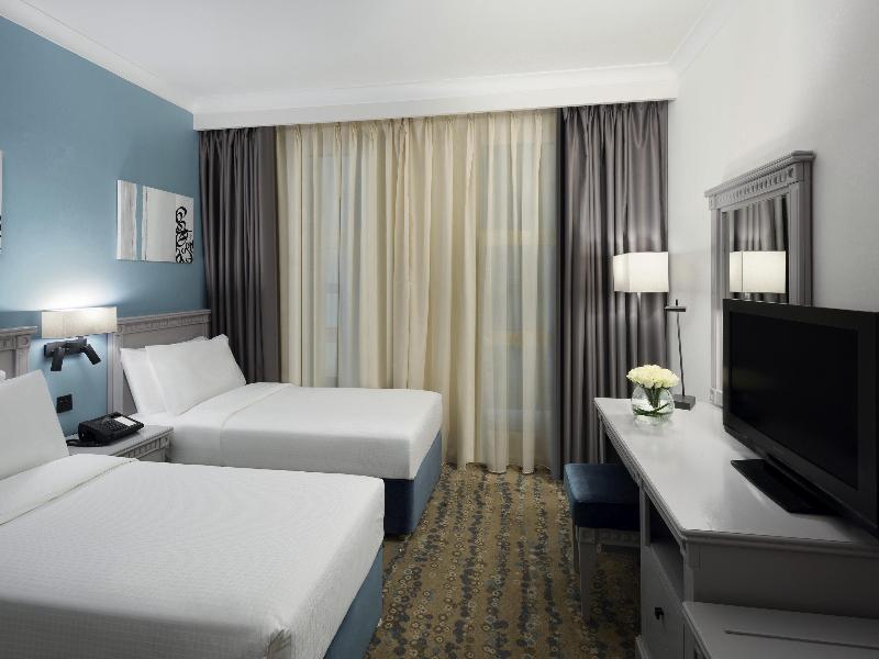 Anwar Al Madinah Movenpick - Oda