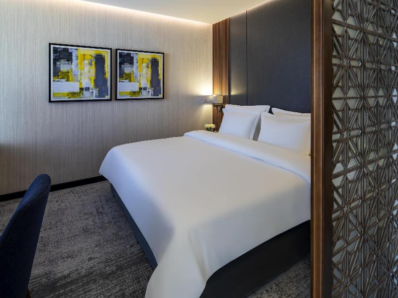 Anwar Al Madinah Movenpick - Oda