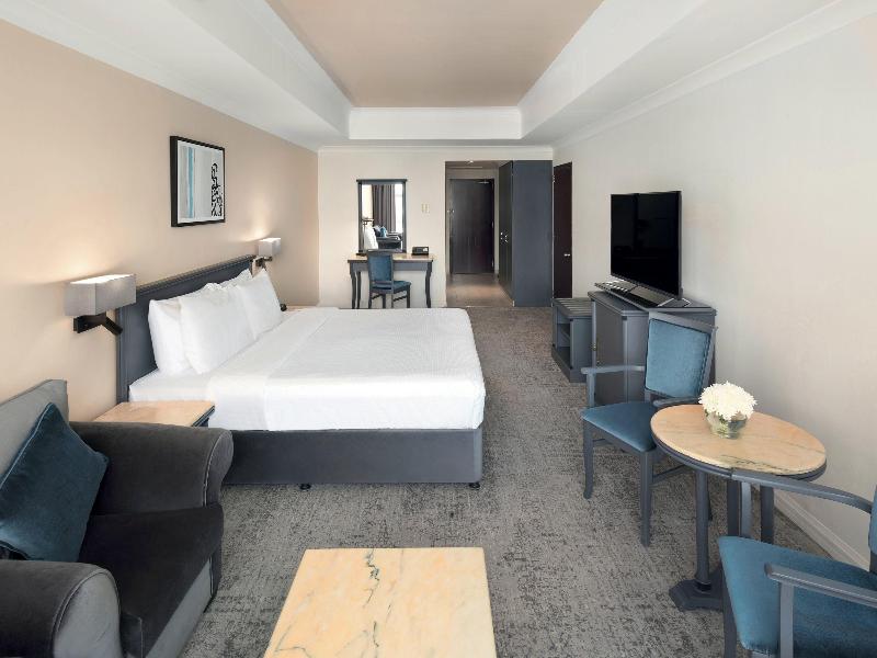 Anwar Al Madinah Movenpick - Oda