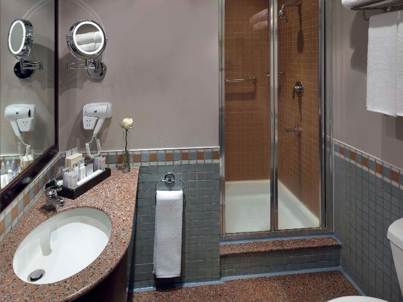 Anwar Al Madinah Movenpick - Oda