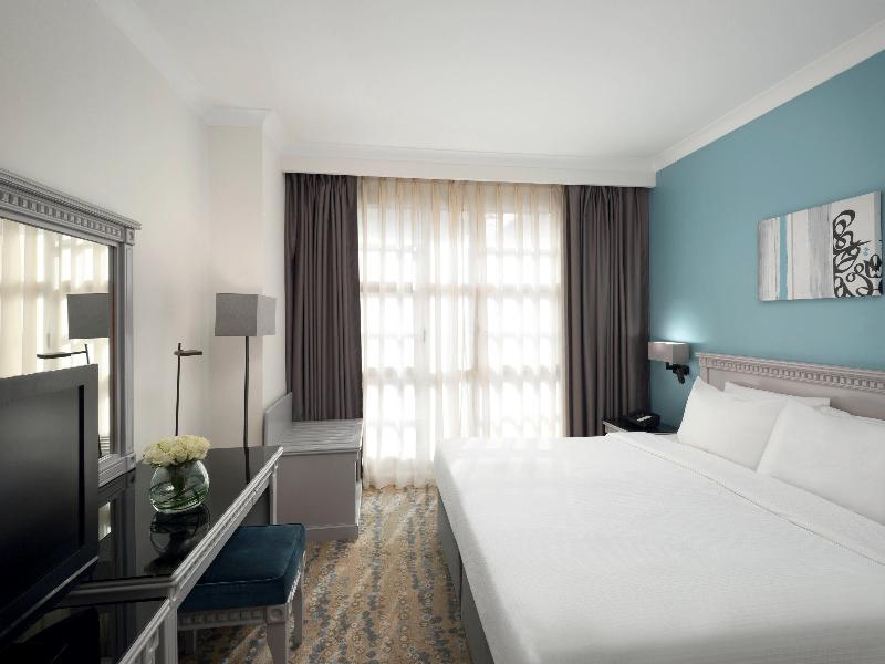 Anwar Al Madinah Movenpick - Oda