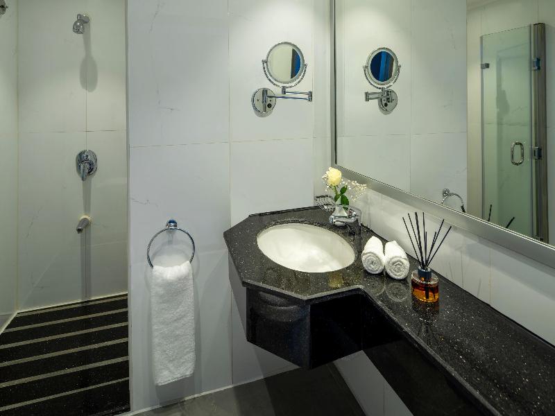 Anwar Al Madinah Movenpick - Oda
