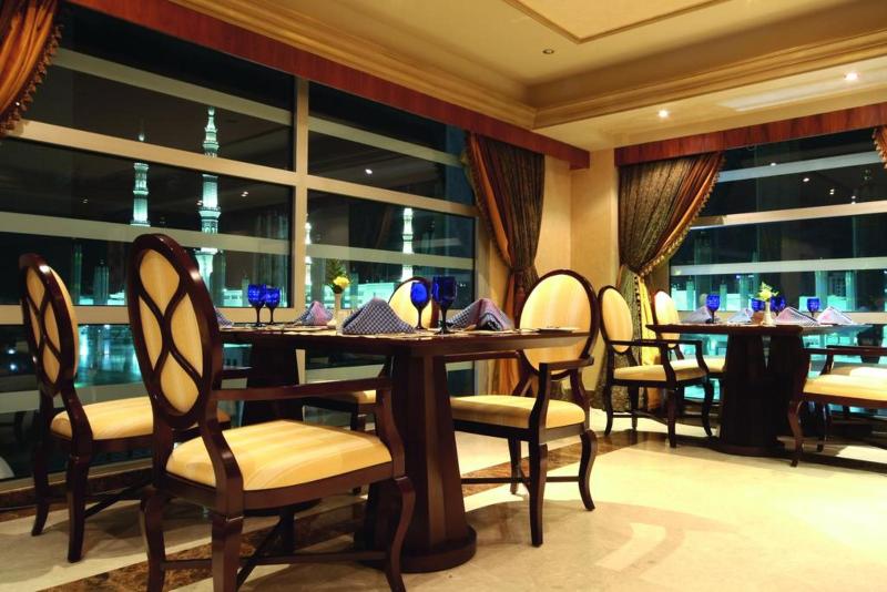Anwar Al Madinah Movenpick - Restoran