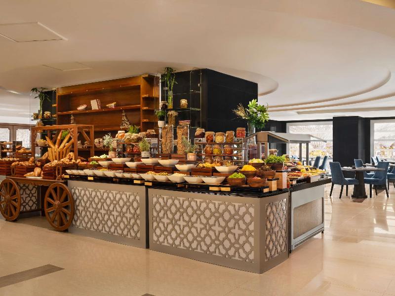 Anwar Al Madinah Movenpick - Restoran