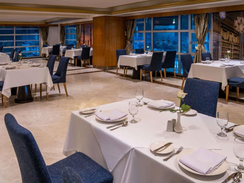 Anwar Al Madinah Movenpick - Restoran