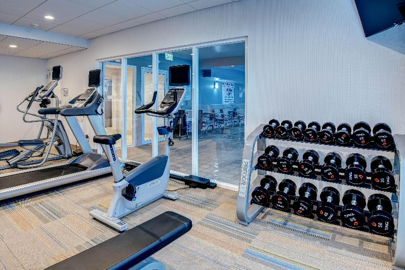 Holiday Inn Express Woodbridge - Aktivite