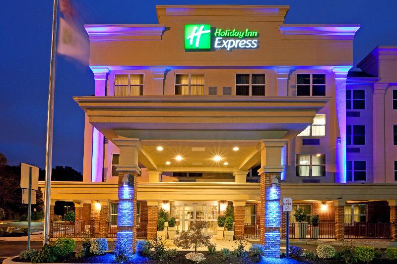 Holiday Inn Express Woodbridge - Genel