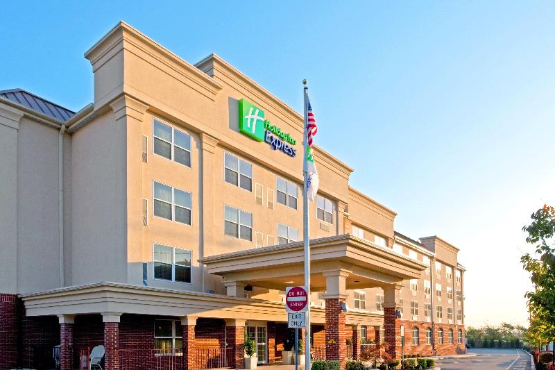 Holiday Inn Express Woodbridge - Genel
