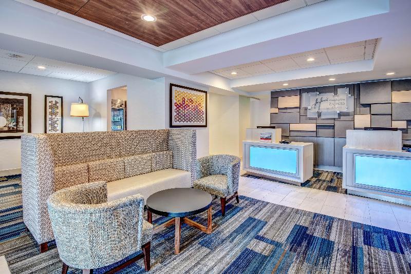 Holiday Inn Express Woodbridge - Genel
