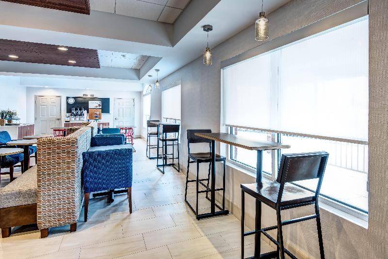 Holiday Inn Express Woodbridge - Restoran