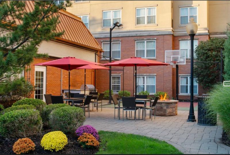 Residence Inn East Rutherford Meadowlands - Teras
