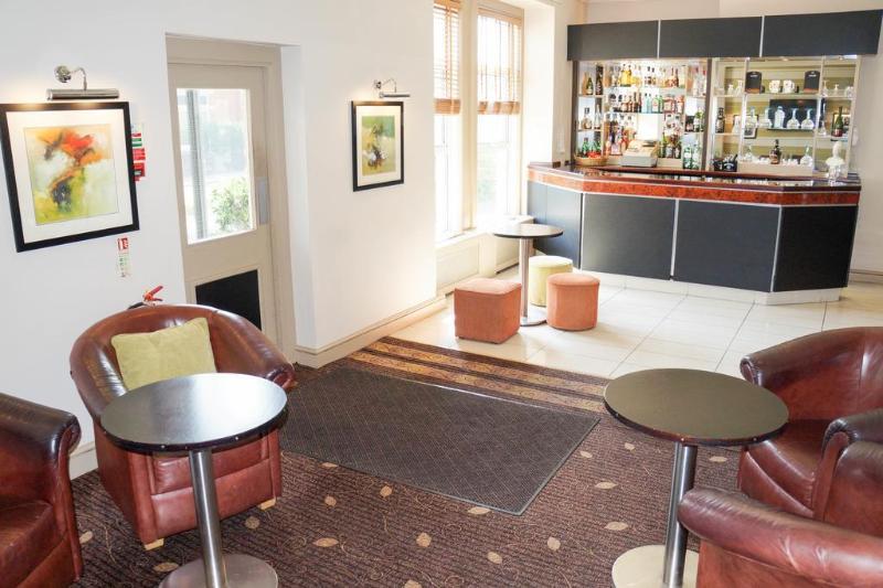 Osborne Hotel - Genel