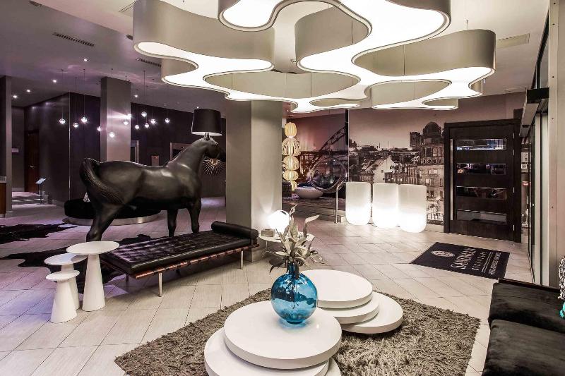 Sandman Signature Hotel Newcastle - Lobi