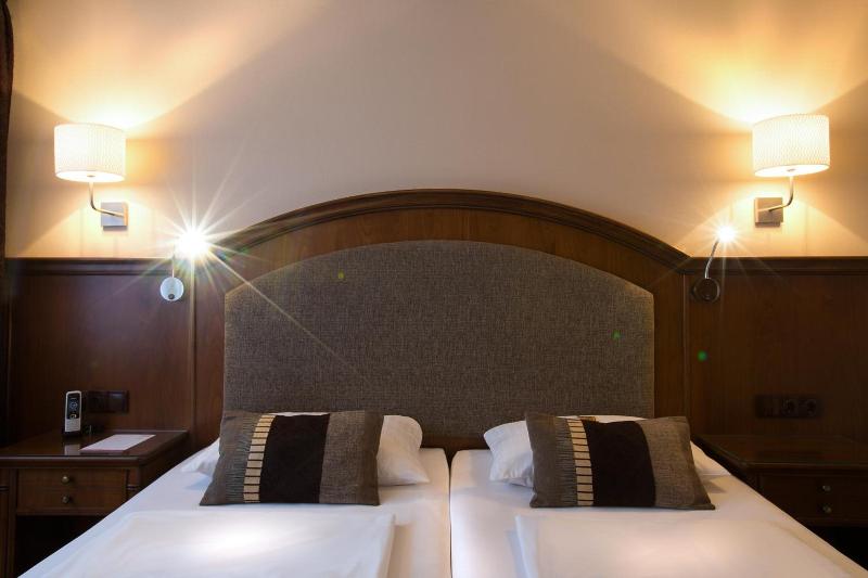 Burghotel - Genel