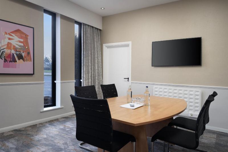 Delta Hotels by Marriott Northampton - Toplantı