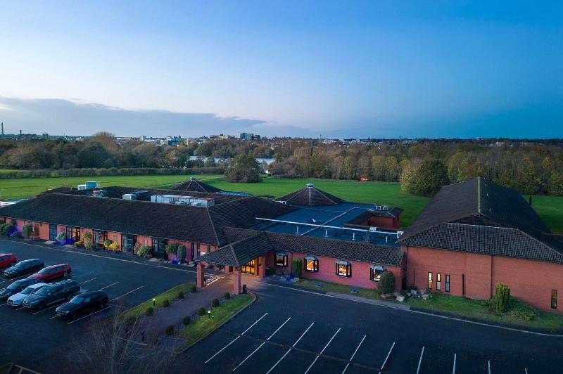 Delta Hotels by Marriott Northampton - Genel