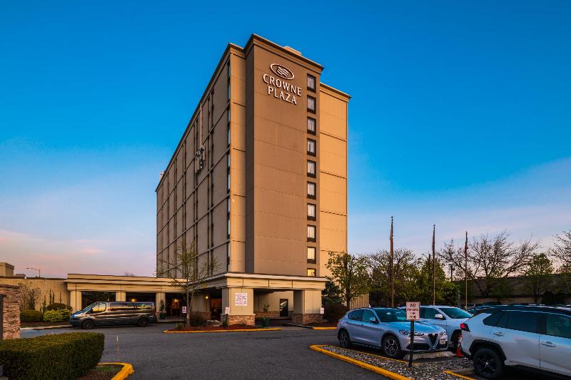 Crowne Plaza Newark Airport - Genel