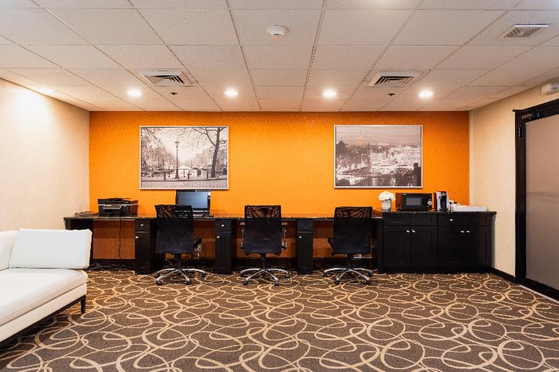 Crowne Plaza Newark Airport - Genel